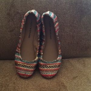 Lucky Brand size 6 multi colored shoes
